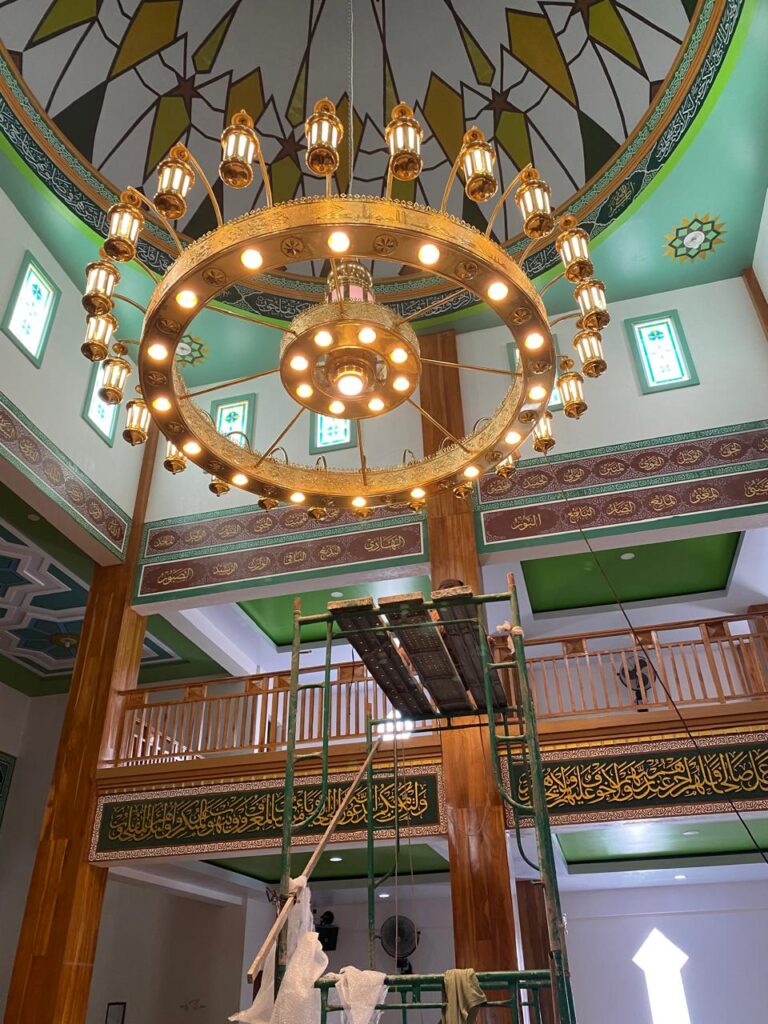 LAMPU HIAS MASJID