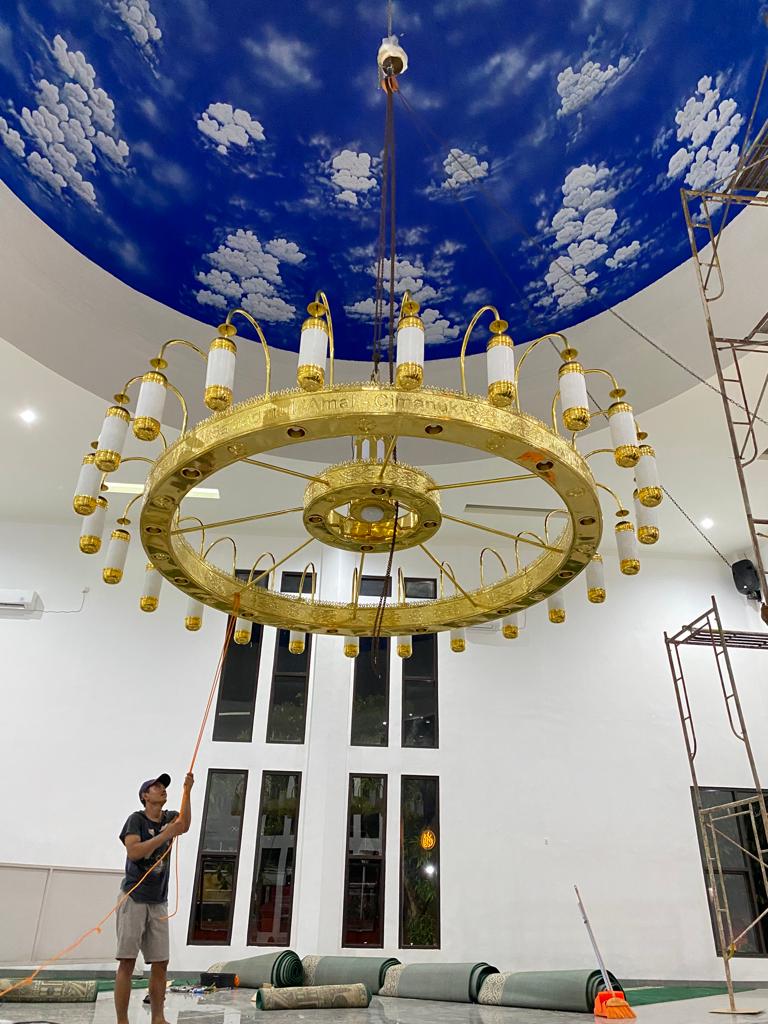Kerajinan lampu masjid