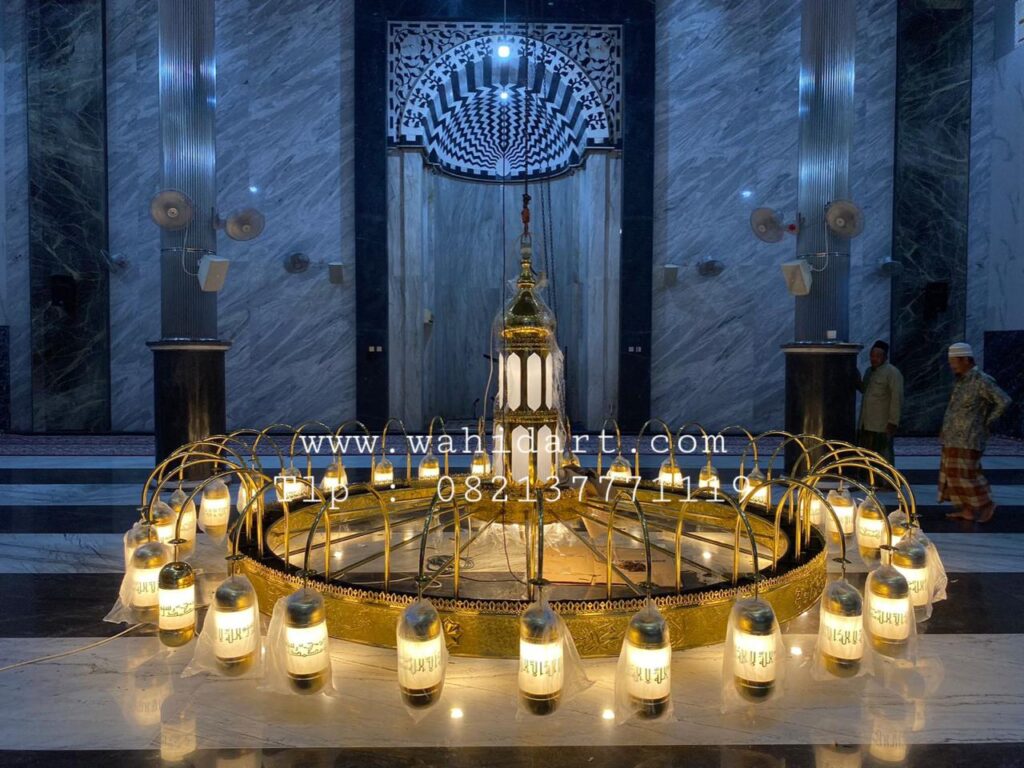 lampu gantung masjid mewah