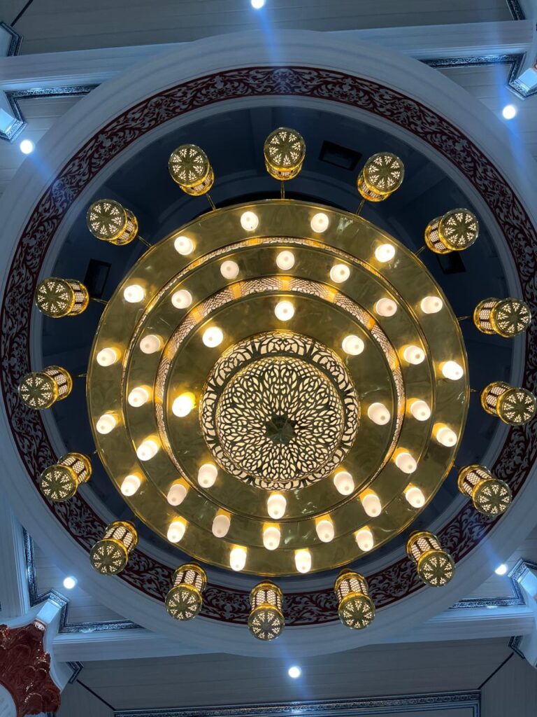 Desain Lampu Gantung Kubah